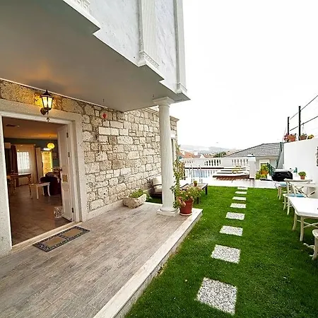 Hotel Ionic 3*